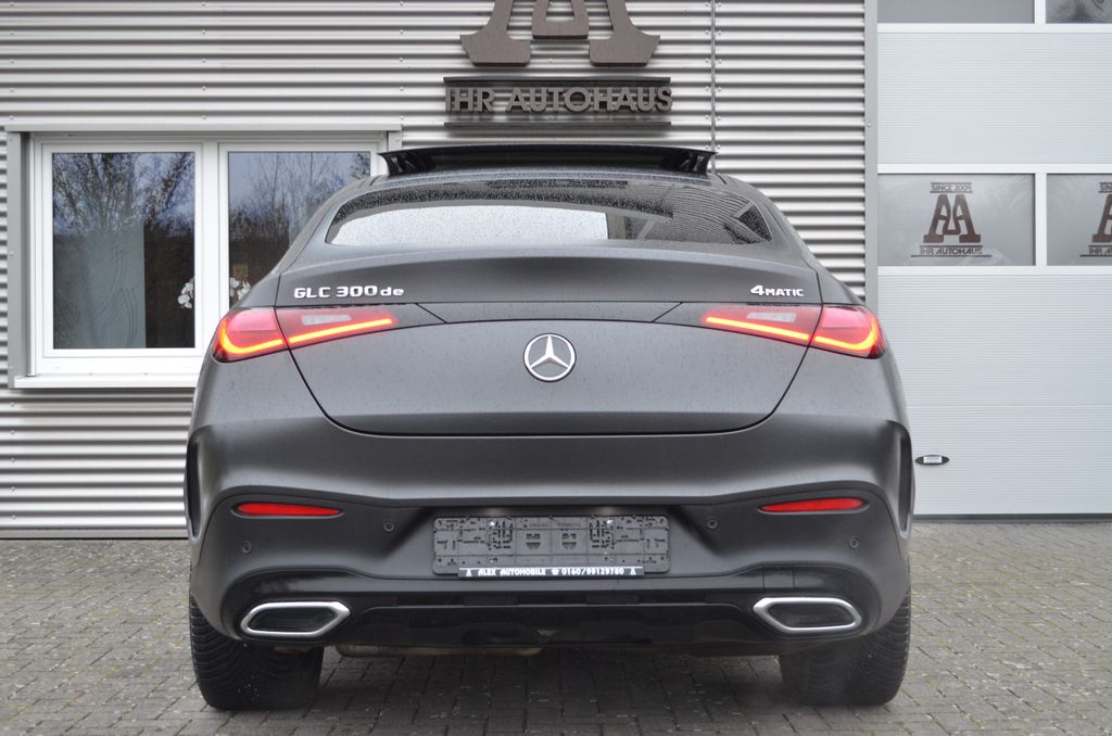 Mercedes-Benz GLC 300 2023