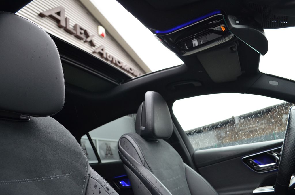 Mercedes-Benz GLC 300 2023