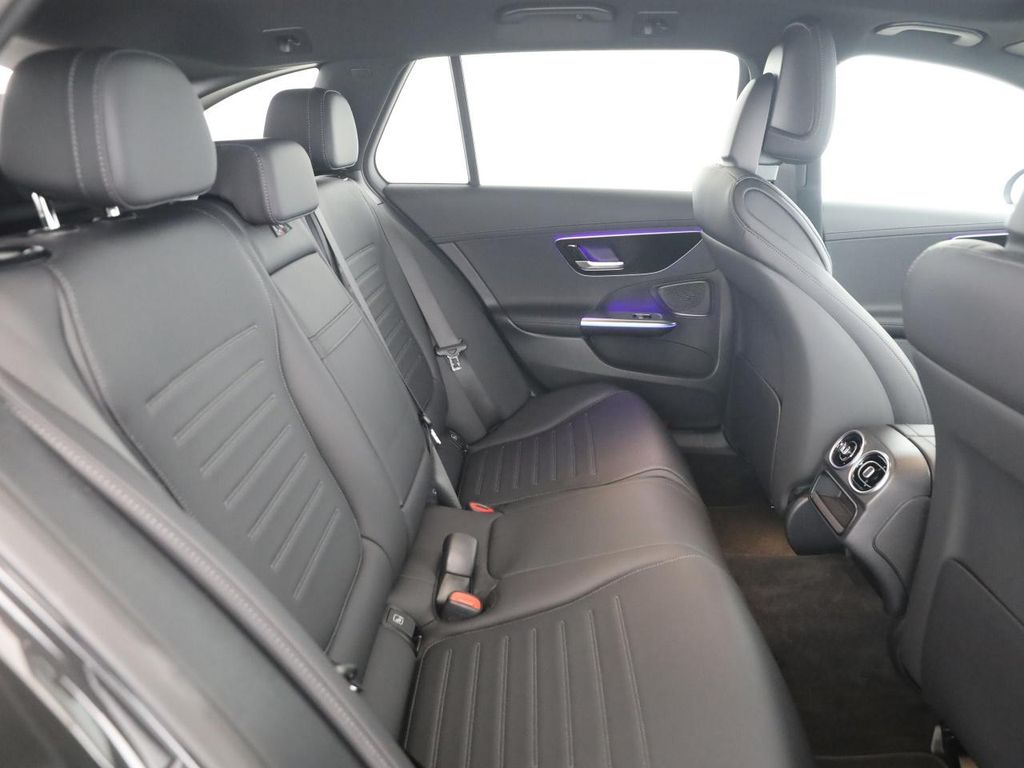 Mercedes-Benz C 220 2026