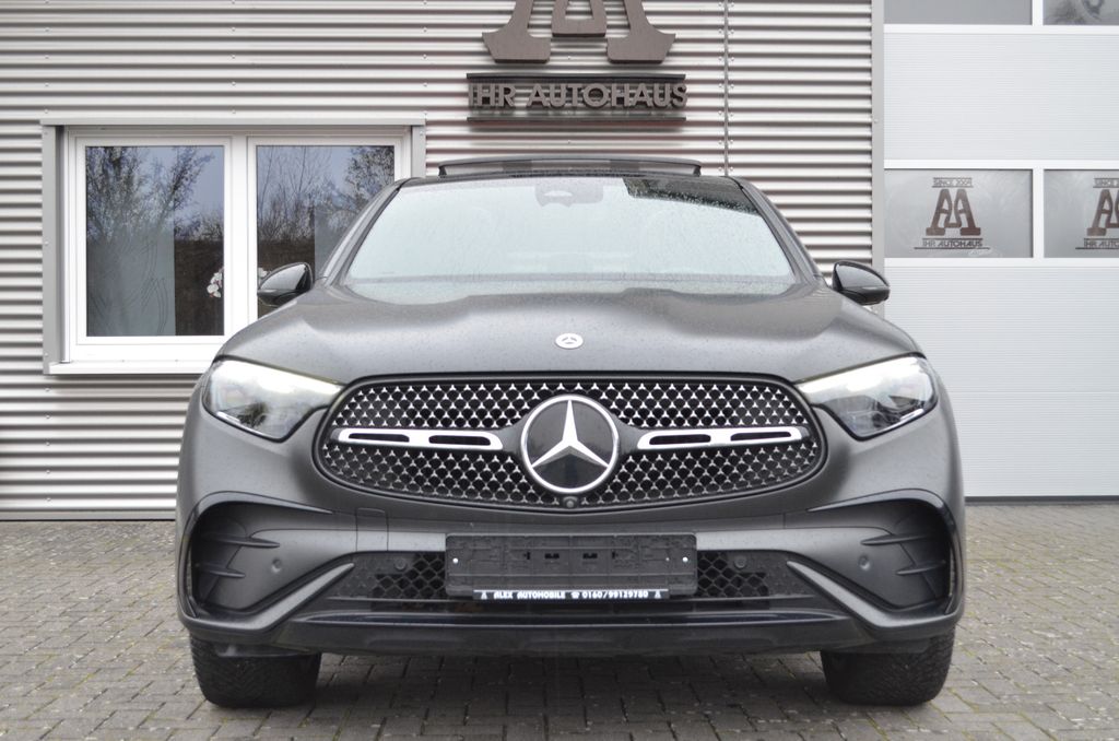 Mercedes-Benz GLC 300 2023