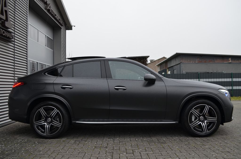 Mercedes-Benz GLC 300 2023