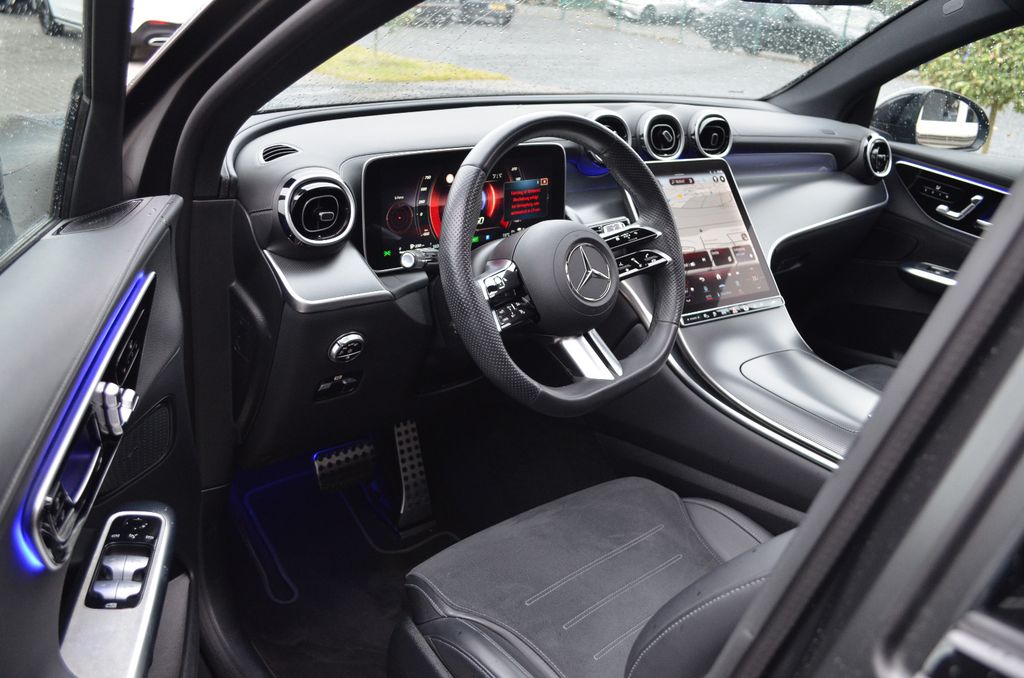 Mercedes-Benz GLC 300 2023