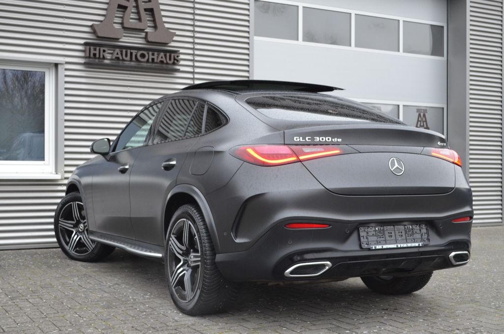 Mercedes-Benz GLC 300 2023