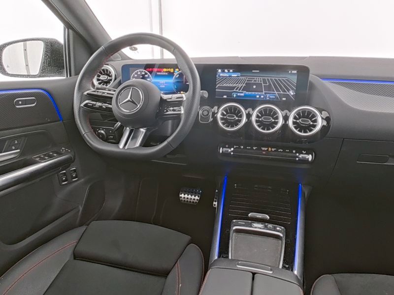 Mercedes-Benz B 250 2025