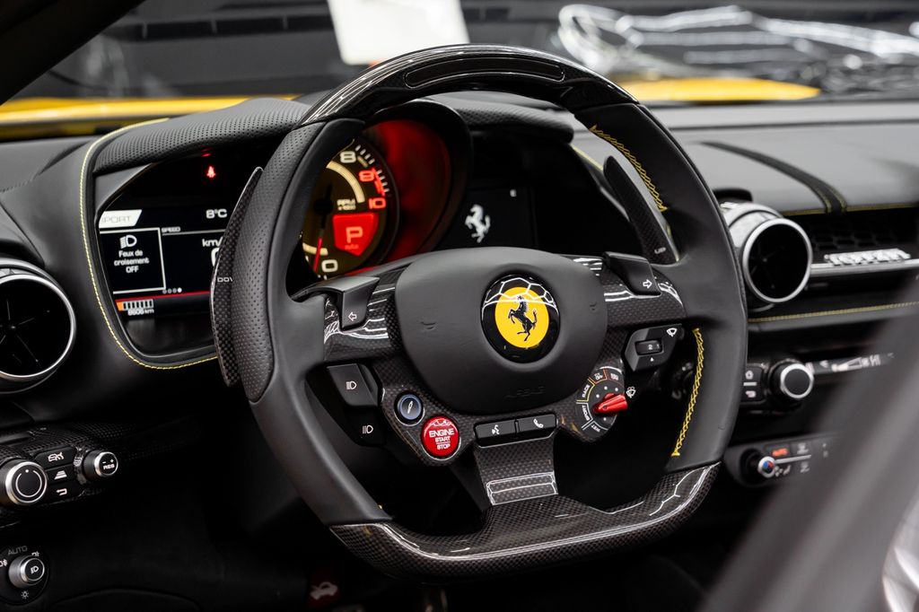 Ferrari 812 2023