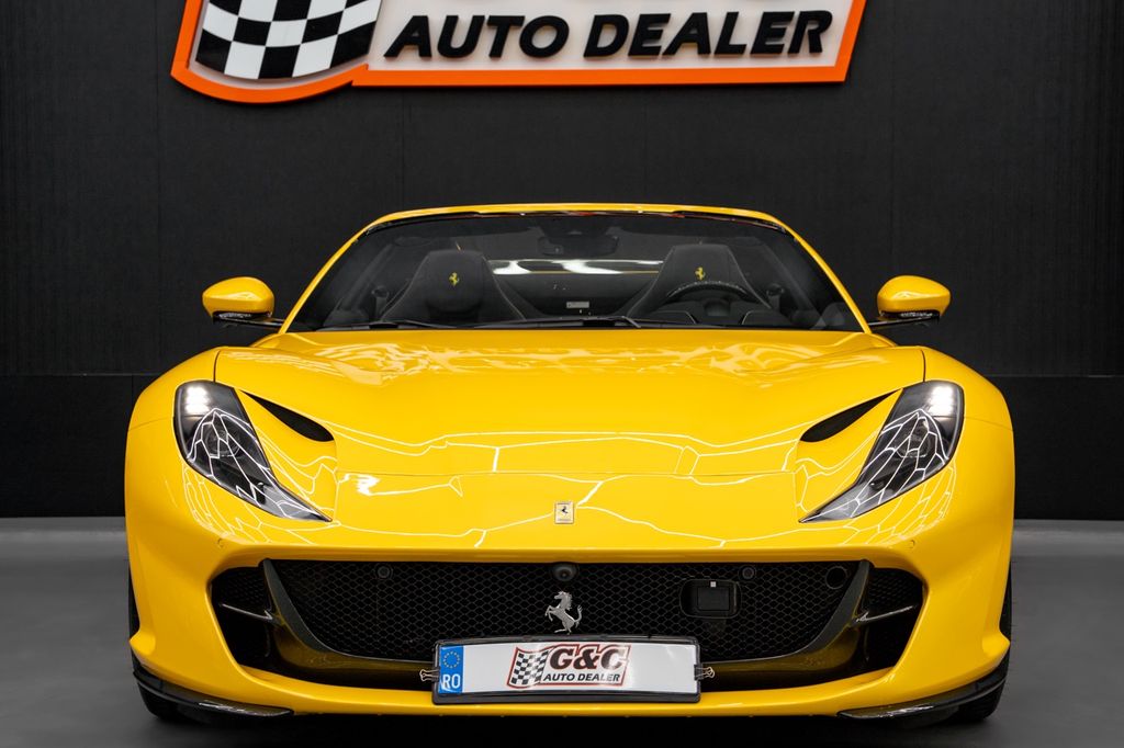 Ferrari 812 2023