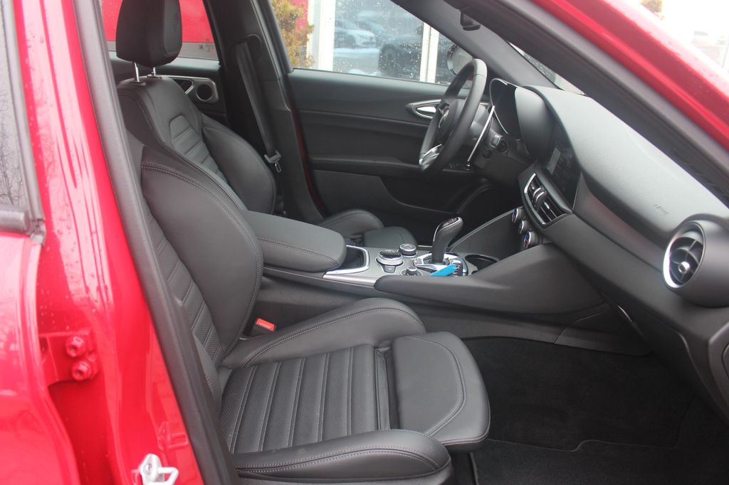 Alfa Romeo Giulia 2023