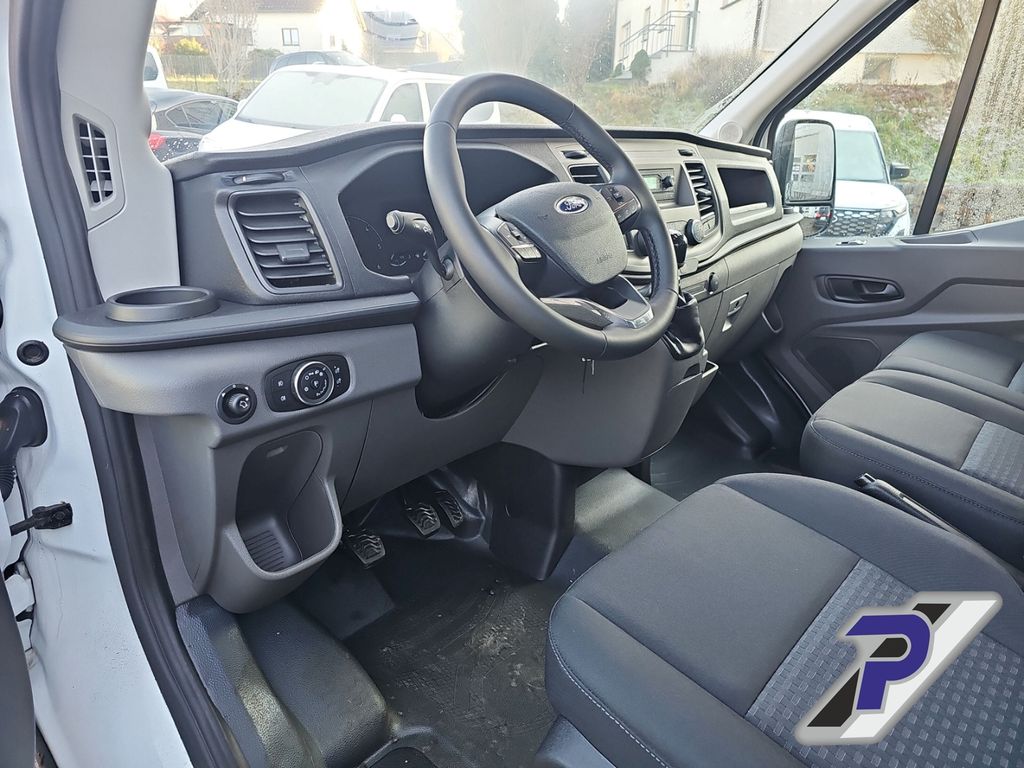 Ford Transit 2025