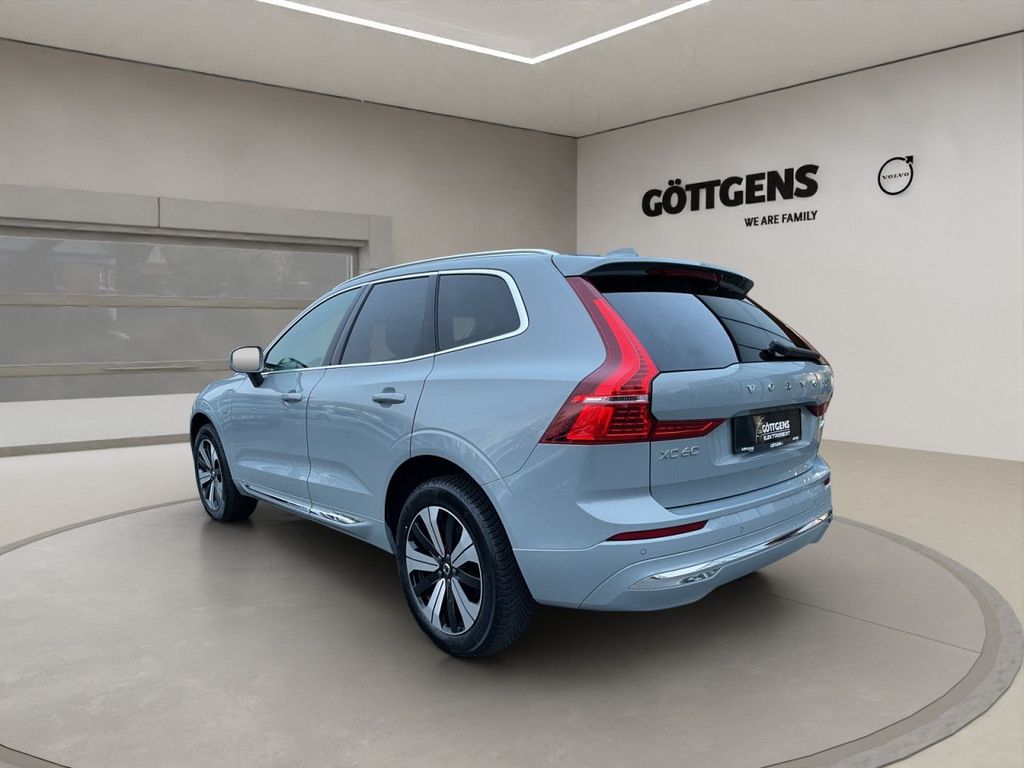 Volvo XC60 2025