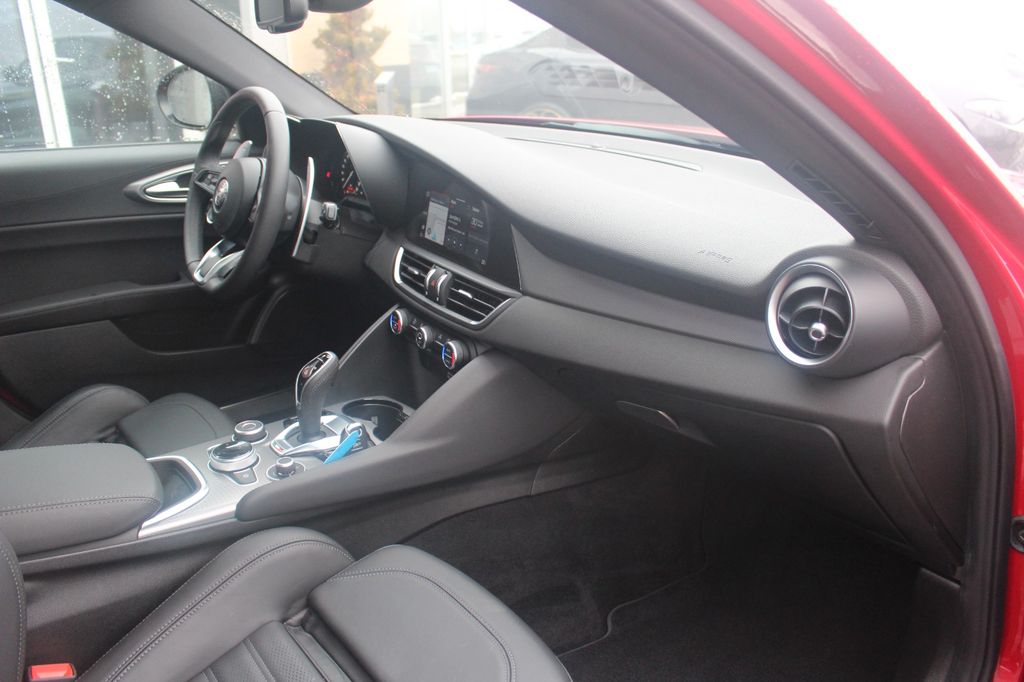 Alfa Romeo Giulia 2023