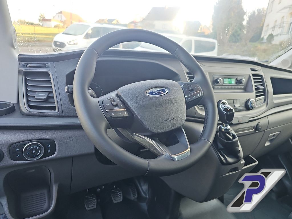 Ford Transit 2025