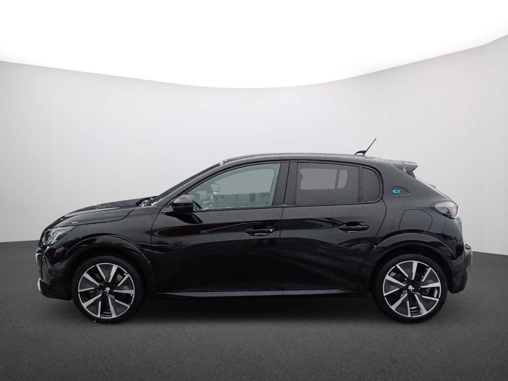 Peugeot 208 2021