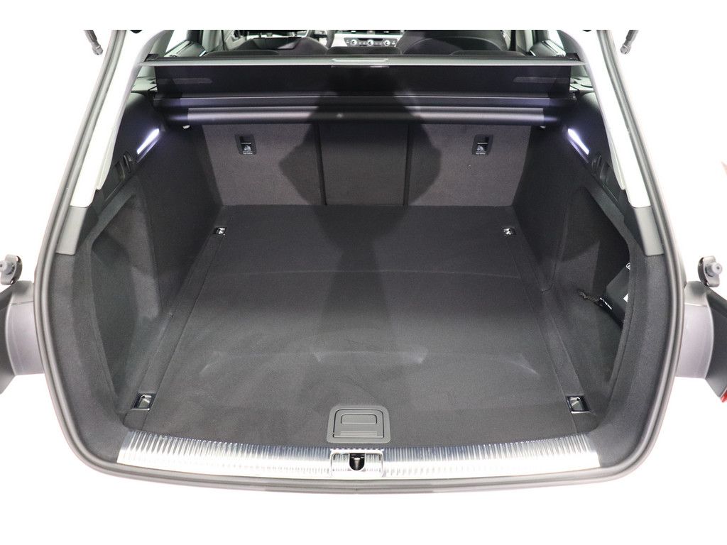 Audi A4 2023