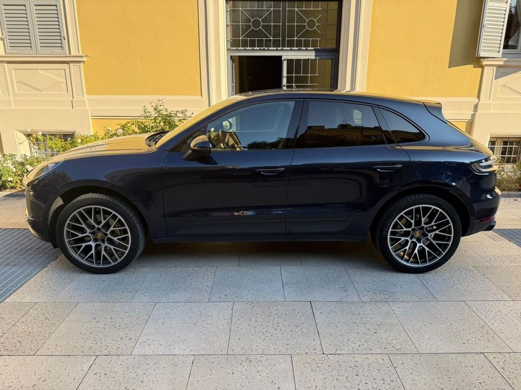 Porsche Macan 2021