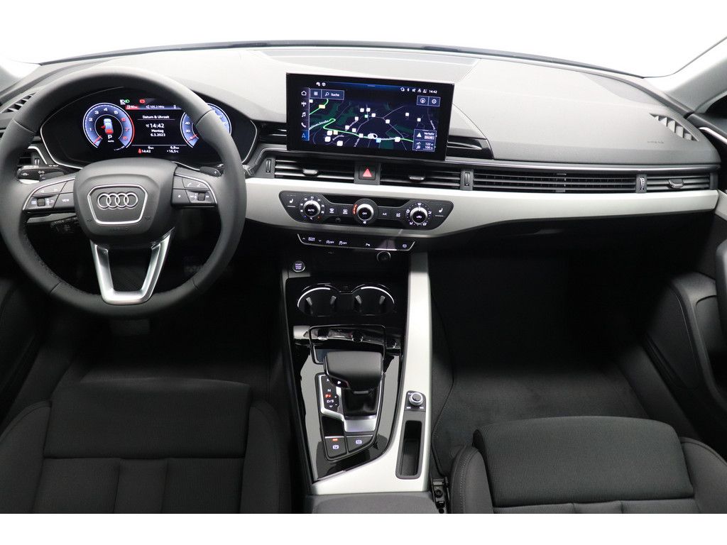 Audi A4 2023