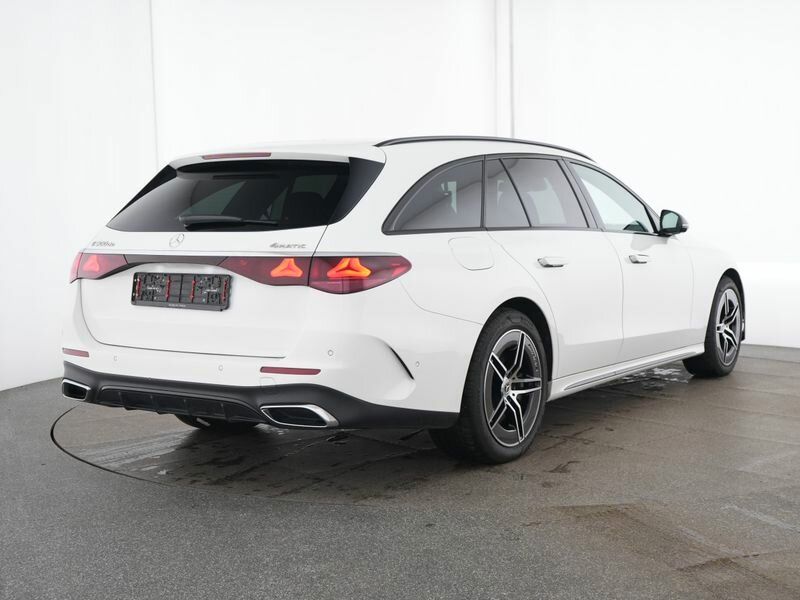 Mercedes-Benz E 300 2024