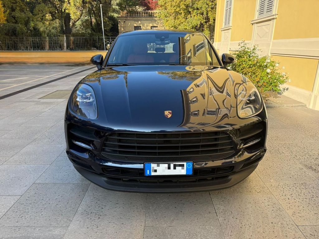 Porsche Macan 2021