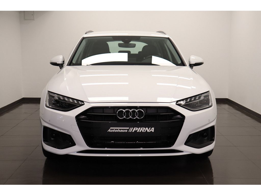 Audi A4 2023