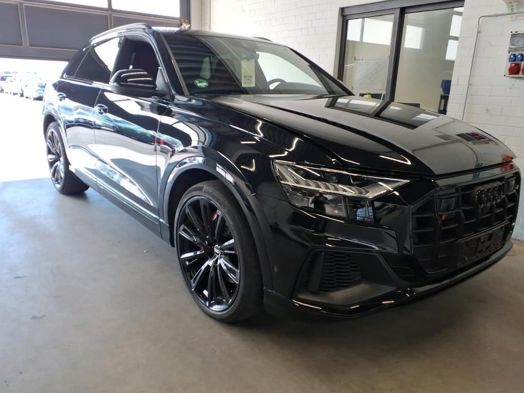 Audi SQ8 2022