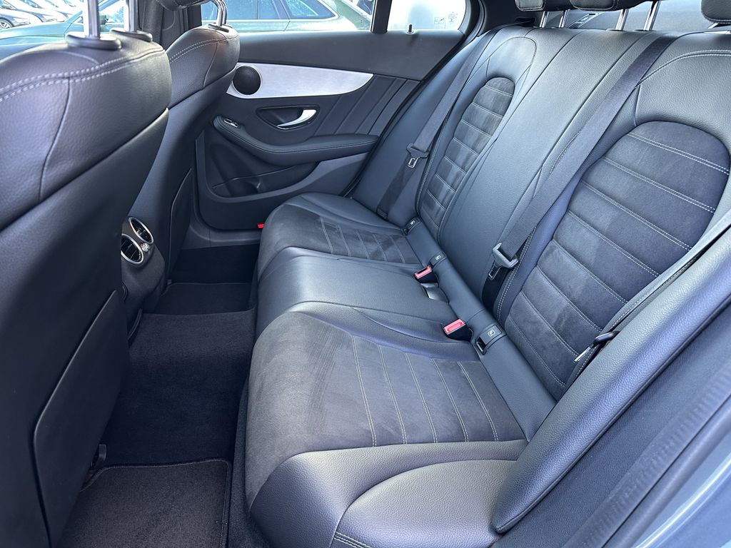 Mercedes-Benz C 300 2021