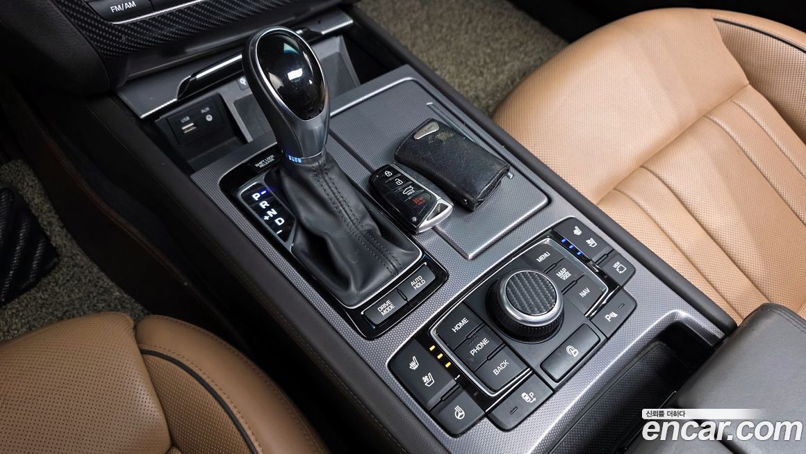 Hyundai Genesis 2014