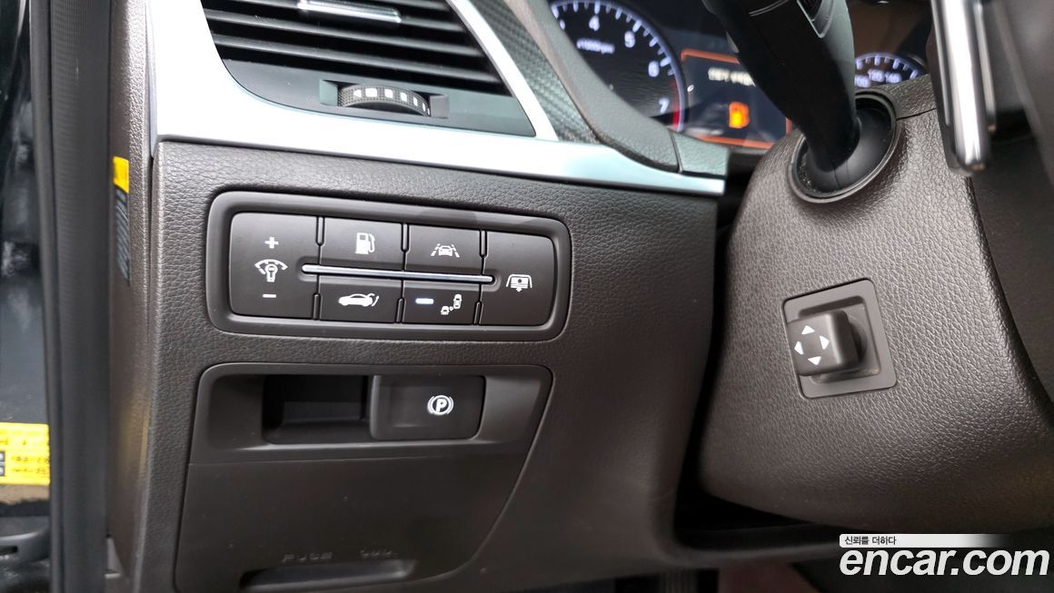 Hyundai Genesis 2014