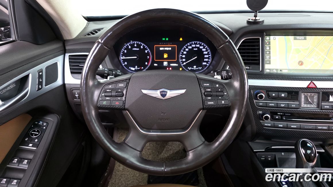 Hyundai Genesis 2014