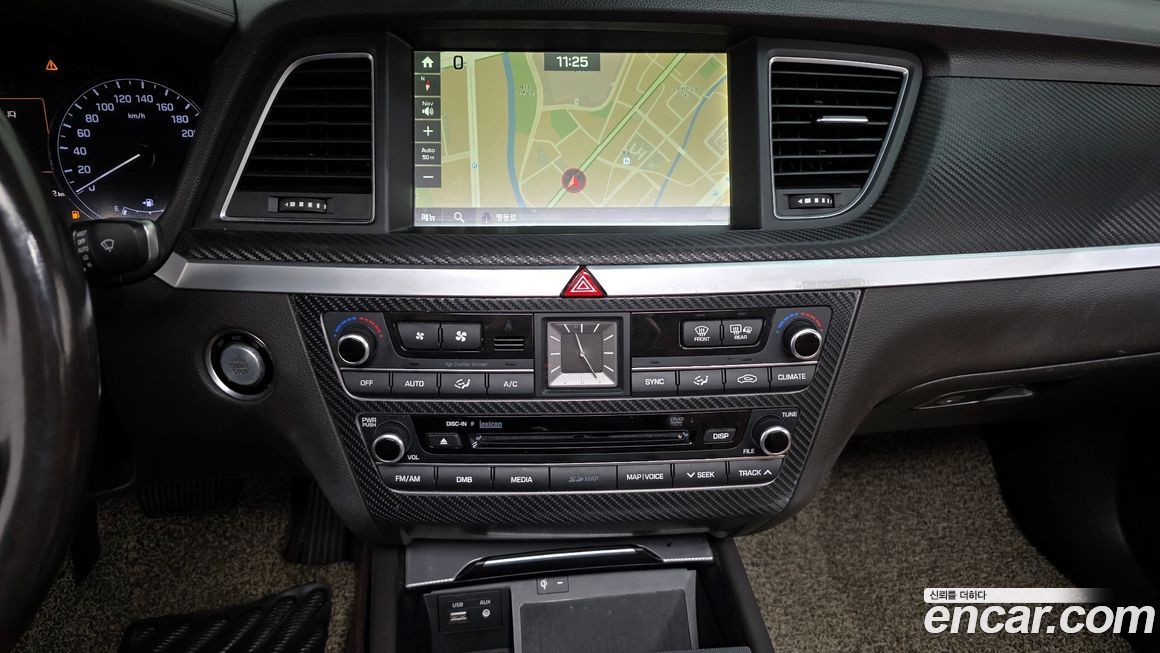 Hyundai Genesis 2014