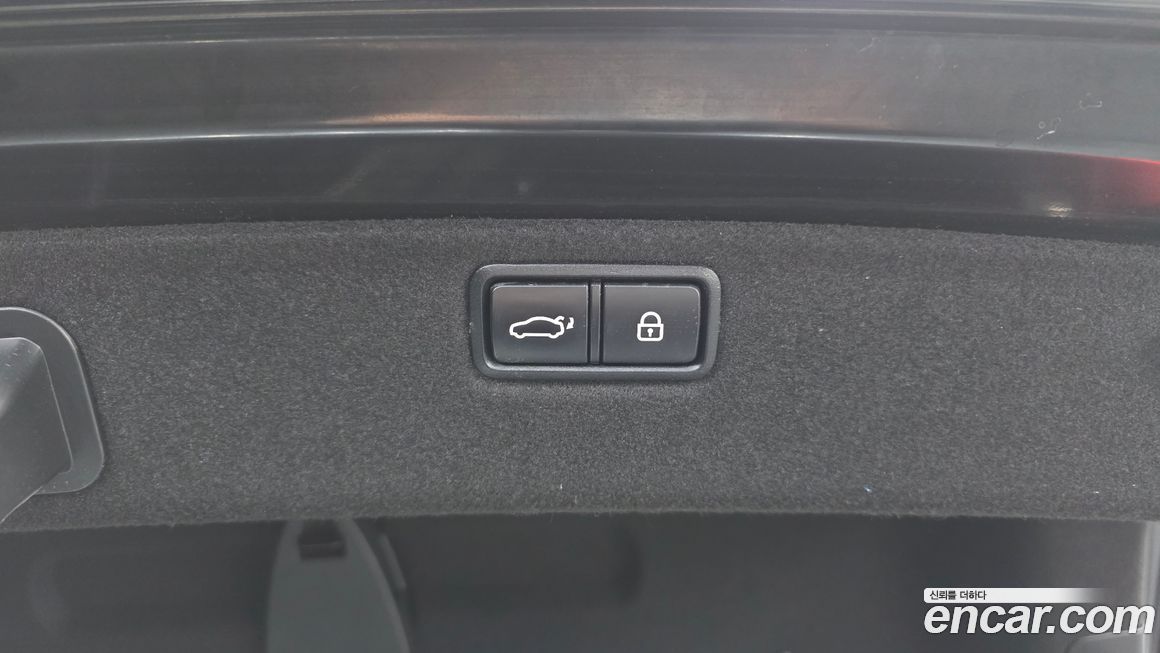 Hyundai Genesis 2014