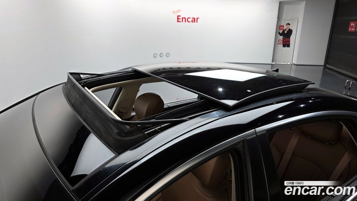 Hyundai Genesis 2014