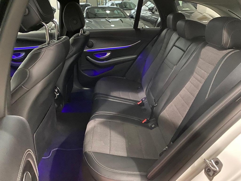 Mercedes-Benz E 400 2021