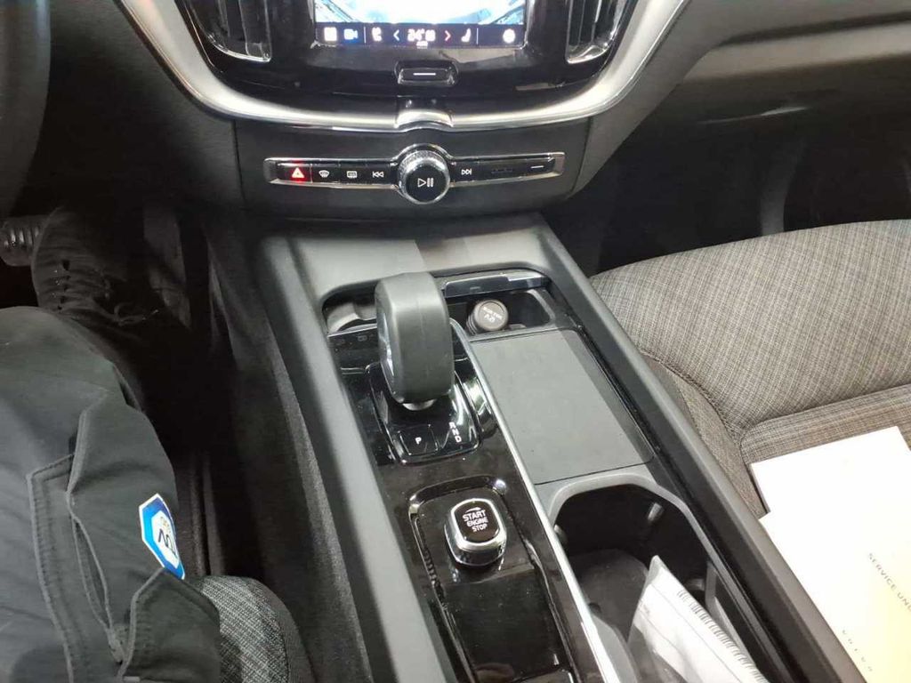 Volvo XC60 2022