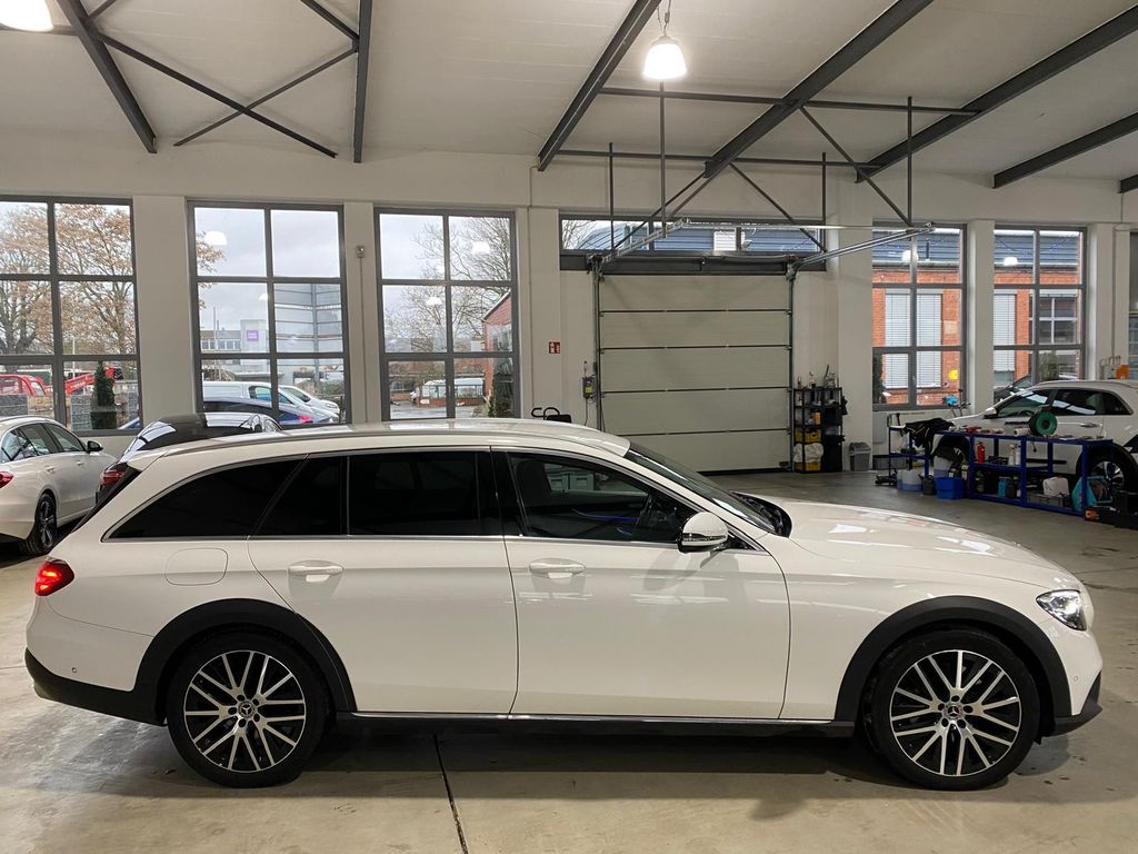 Mercedes-Benz E 400 2021