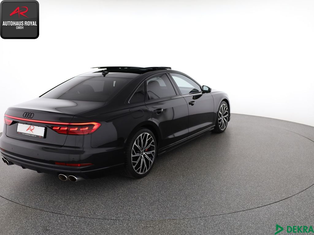 Audi S8 2021