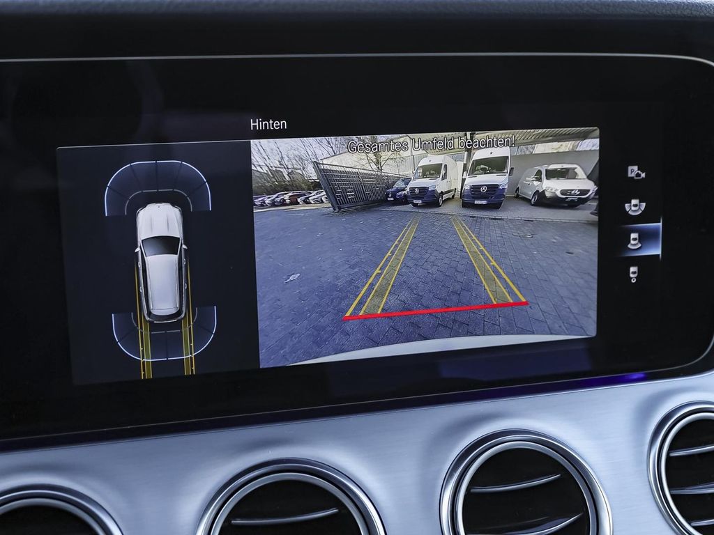 Mercedes-Benz E 300 2022