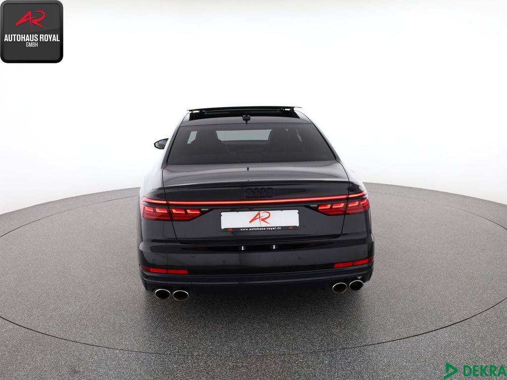 Audi S8 2021