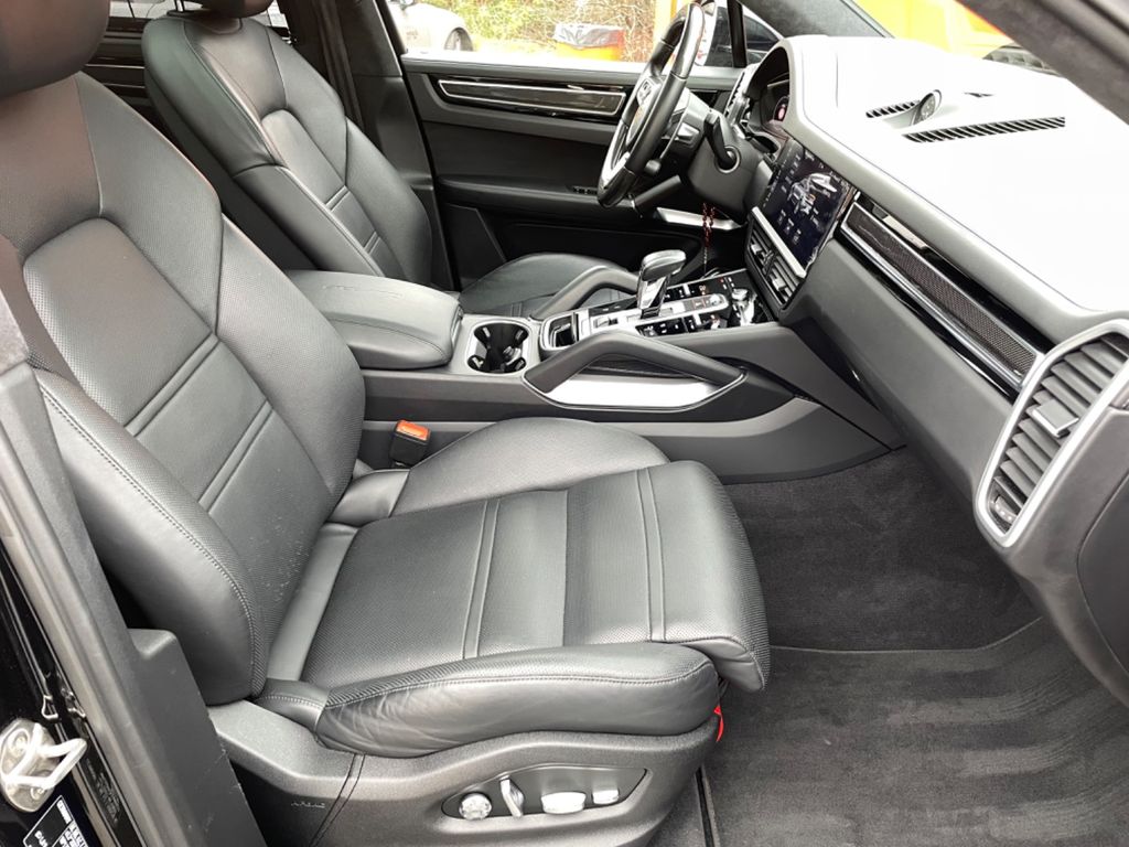 Porsche Cayenne 2019