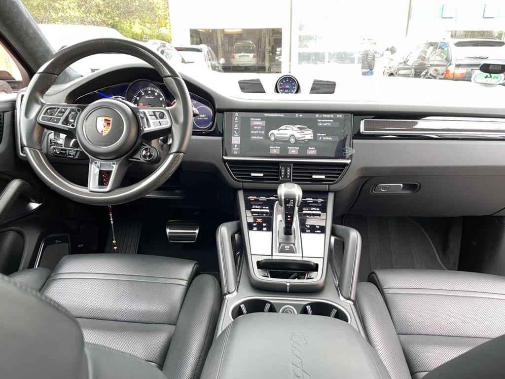 Porsche Cayenne 2019
