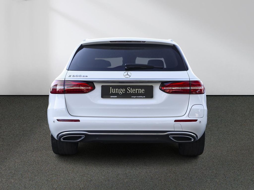 Mercedes-Benz E 300 2022