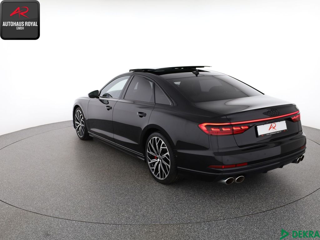 Audi S8 2021
