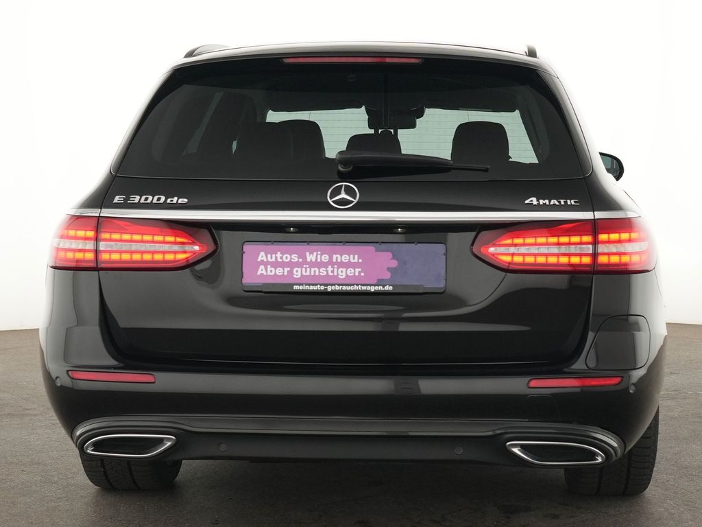 Mercedes-Benz E 300 2022