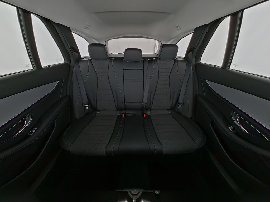 Mercedes-Benz E 300 2022