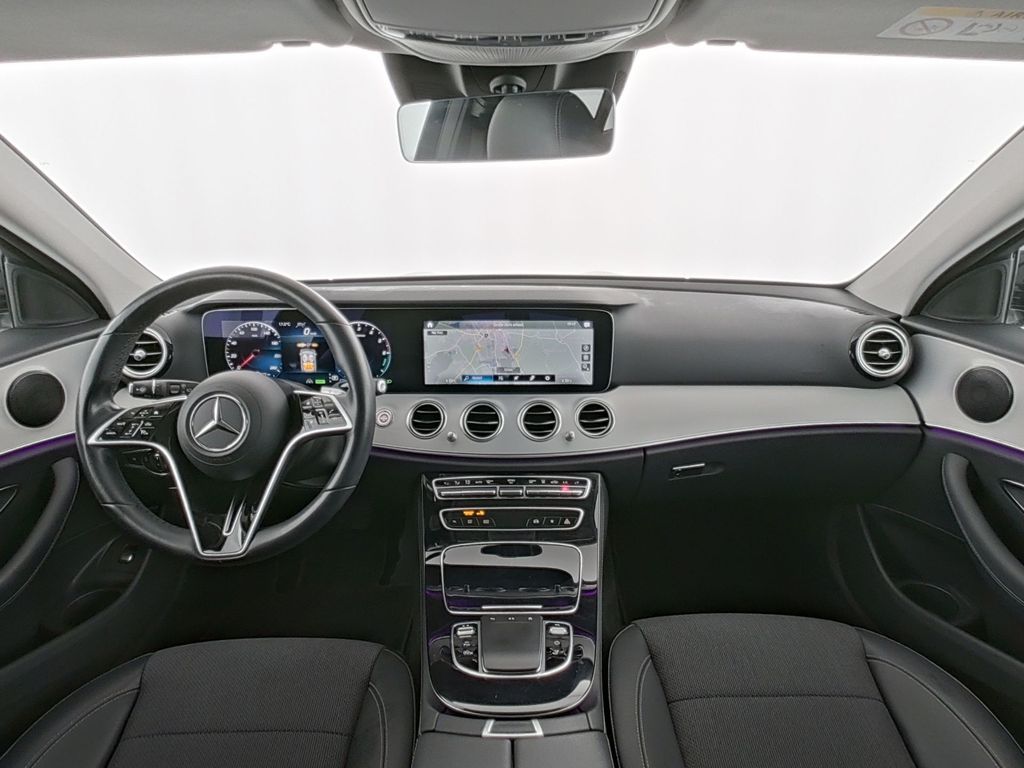 Mercedes-Benz E 300 2022