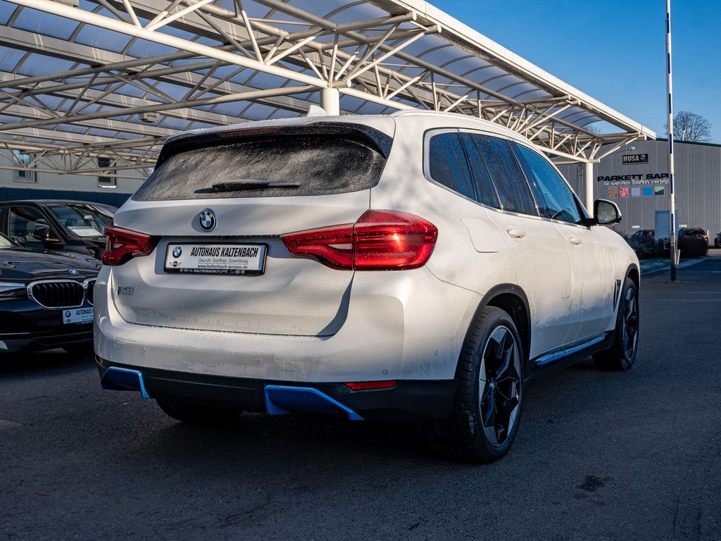 BMW iX3 2021