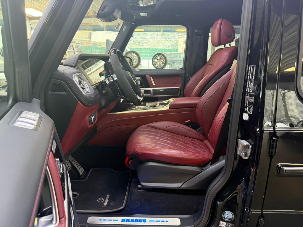 Mercedes-Benz G 63 AMG 2025