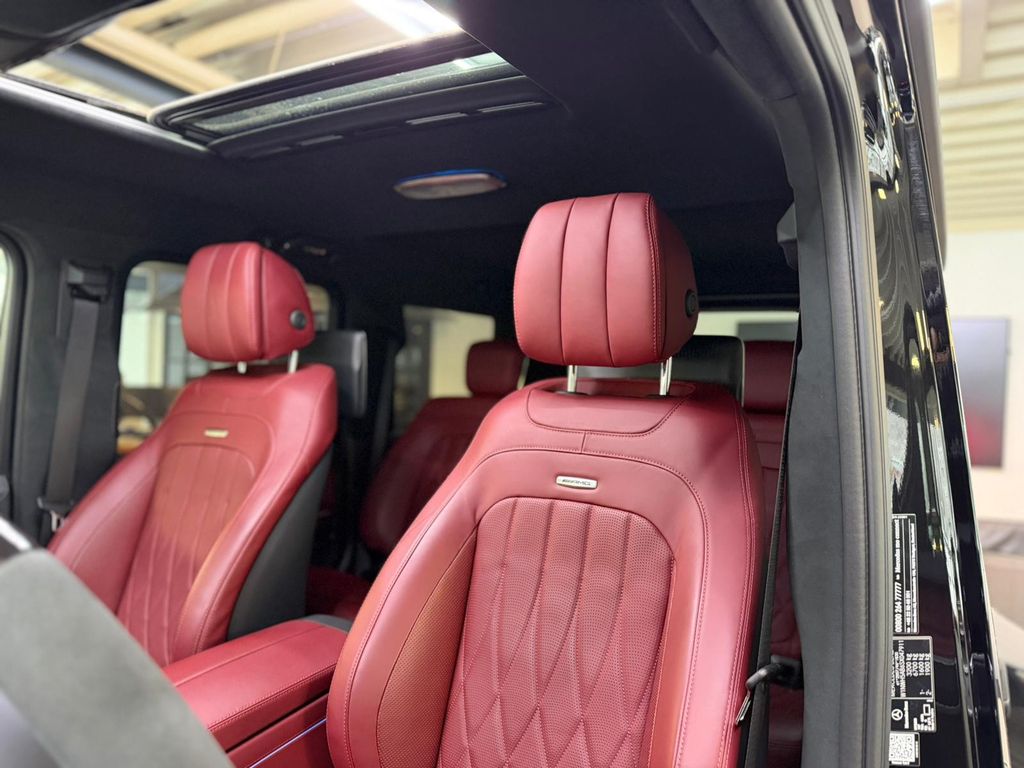 Mercedes-Benz G 63 AMG 2025