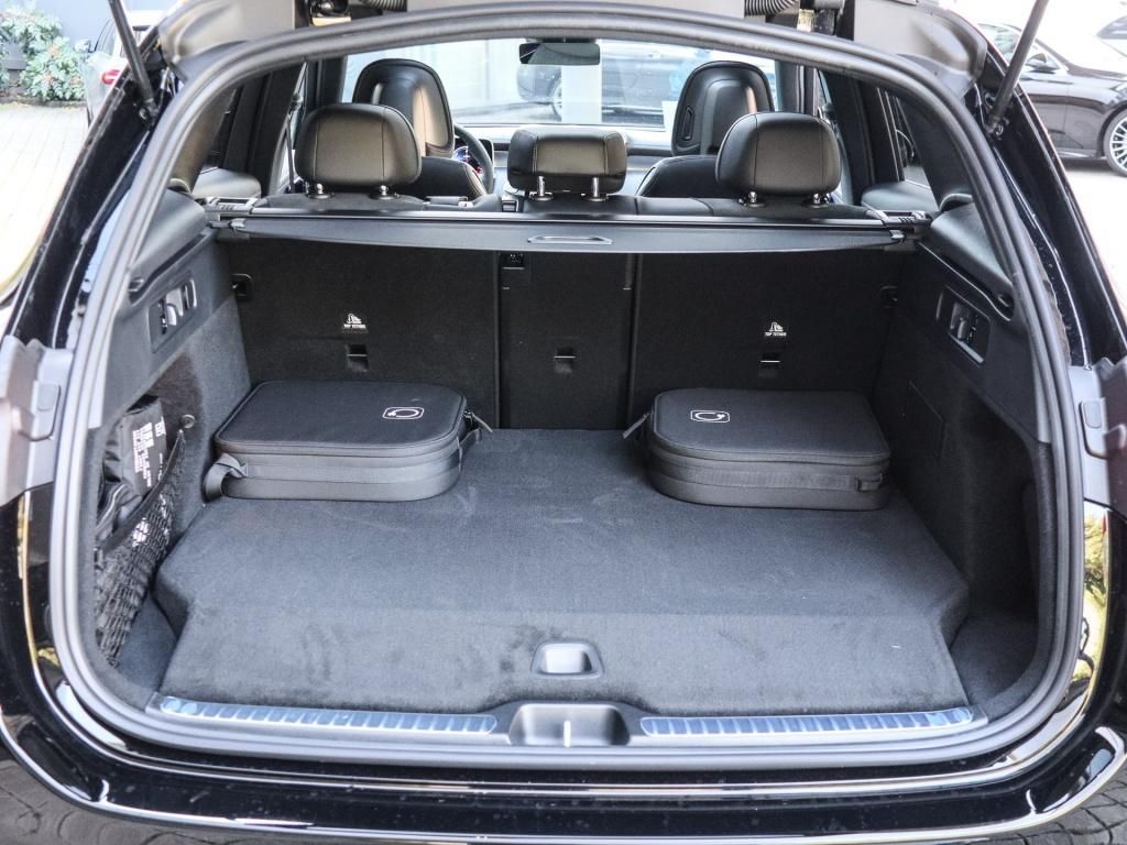 Mercedes-Benz GLC 300 2025