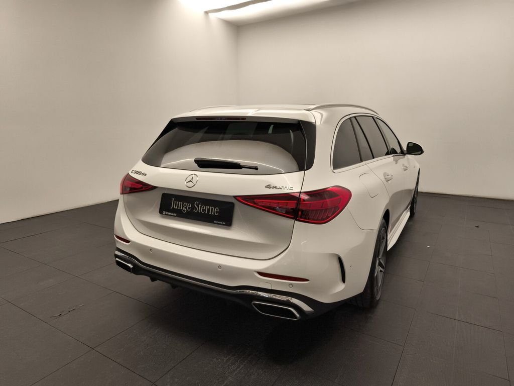 Mercedes-Benz C 300 2025