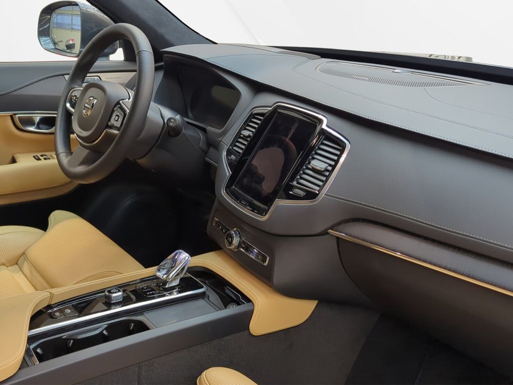Volvo XC90 2023