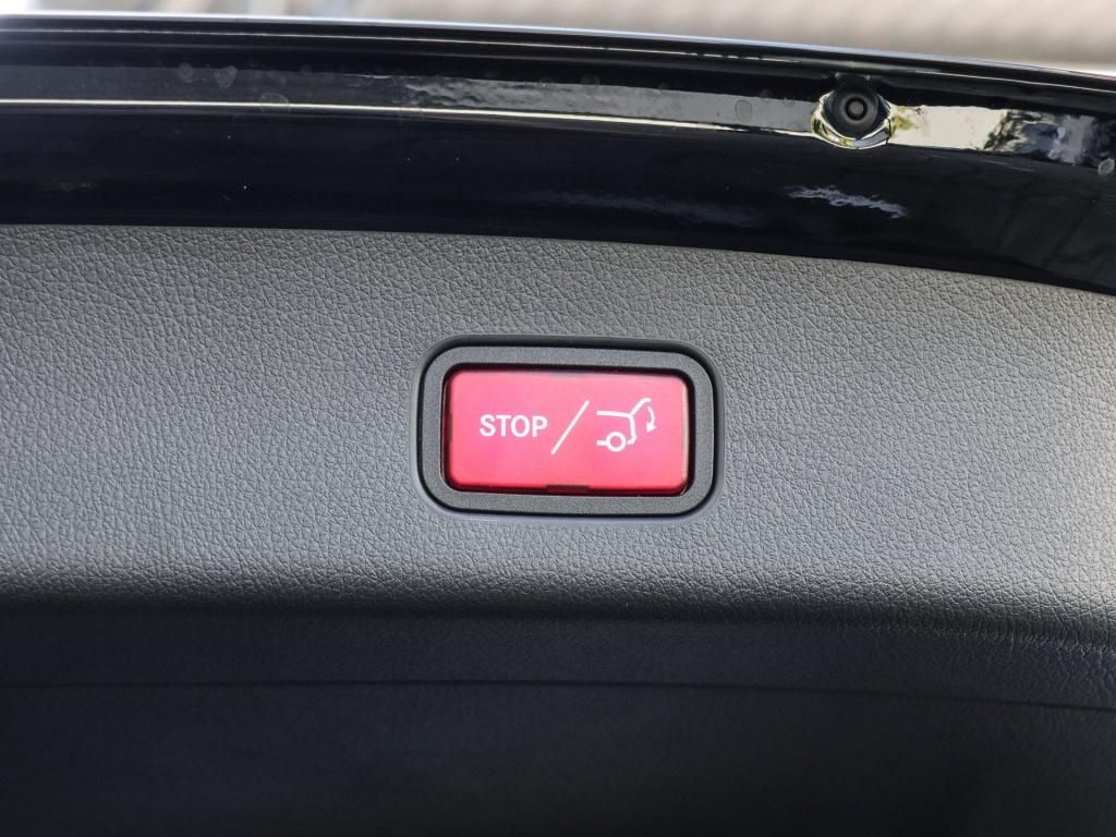 Mercedes-Benz GLC 300 2025